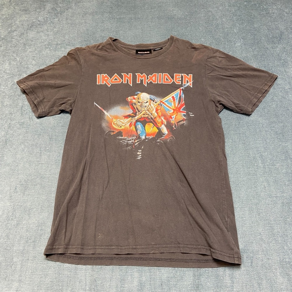 Iron Maiden The Trooper T Shirt Adult Small Black Graphic Print Short Sleeve